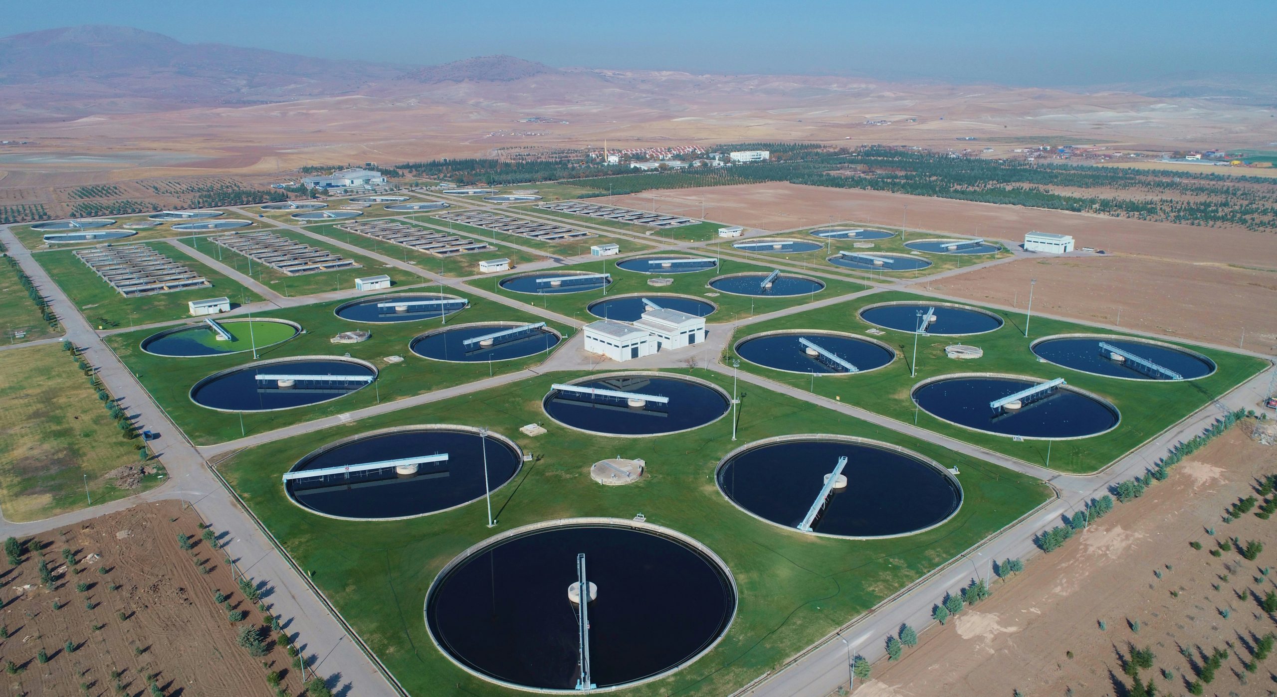 Desalination plant water pump seals supplier in UAE.